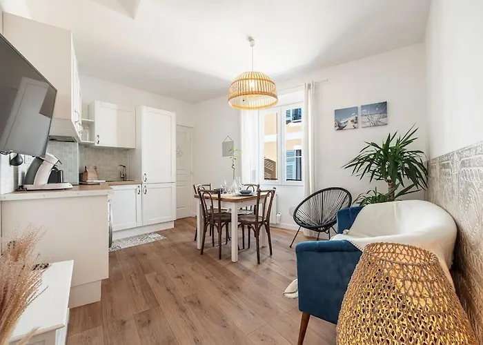 Magnifique Appartement Au Coeur Du Vieux Nice